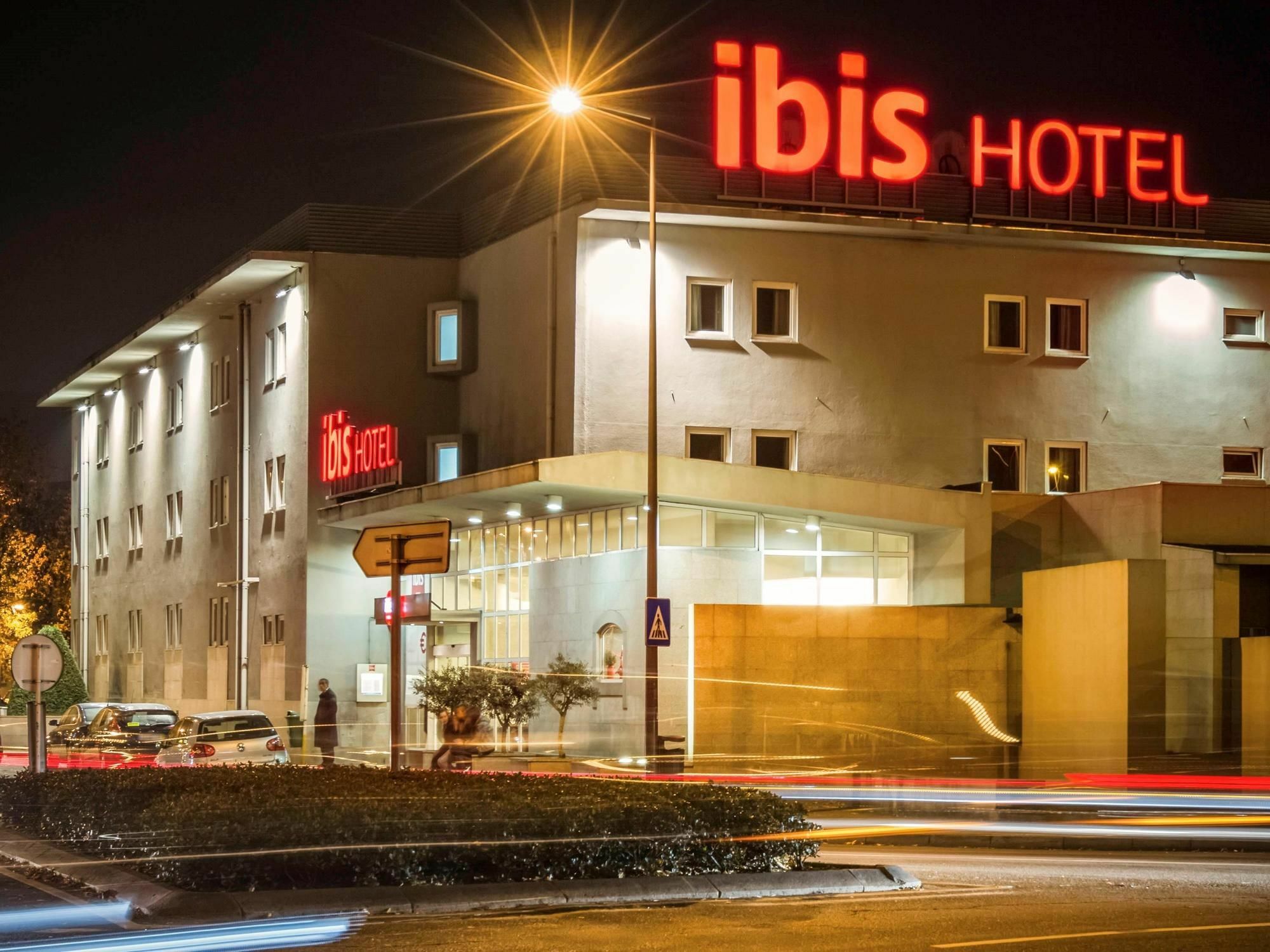 Hotel Ibis Guimarães Exterior foto